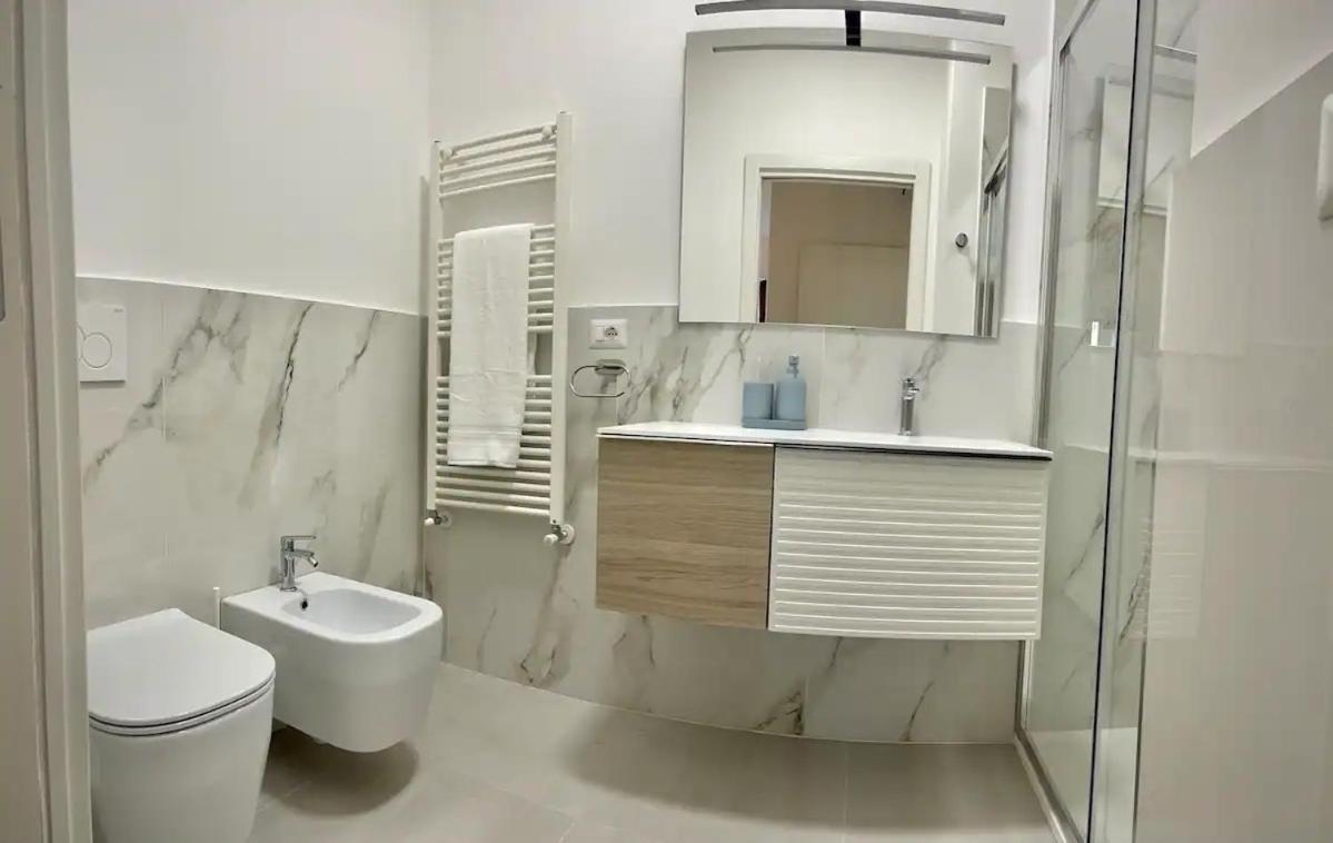 Luxury 2 Bedroom Apartament, Close To San Siro, Fiera And 10 Min Metro To Duomo Milano Eksteriør billede